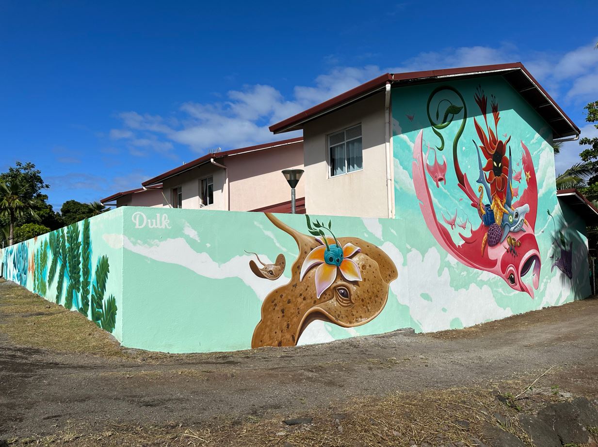 Les belles fresques ONO'U de la résidence Pofatu à Paea